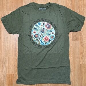 Christian Love in Faith dragonfly t-shirt size medium